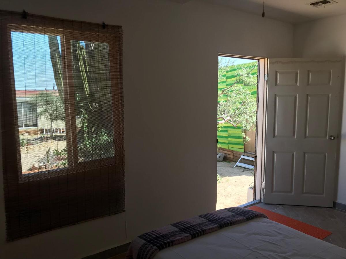 Susu'Z Village Hostel And Rooms La Ventana 外观 照片