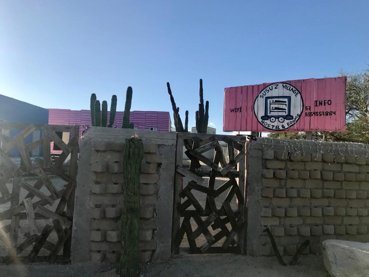Susu'Z Village Hostel And Rooms La Ventana 外观 照片